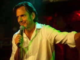 Will Arnett as Alex Novak in Is This Thing On? , directed by Bradley Cooper. Photo: Jason McDonald. Copyright: Searchlight Pictures. All Rights Reserved.