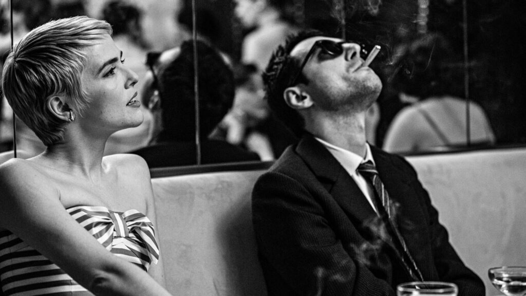 Zoey Deutch and Guillaume Marbeck in Nouvelle Vague, directed by Richard Linklater. Photo: Jean-Louis Fernandez. Copyright: Altitude Film Distribution. All Rights Reserved.