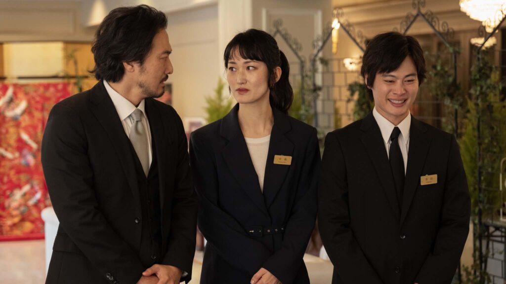 Takehiro Hira as Shinji, Mari Yamamoto as Aiko and Bun Kimura as Kota in Rental Family, directed by Hikari. Photo: James Lisle. Copyright: Searchlight Pictures. All Rights Reserved.