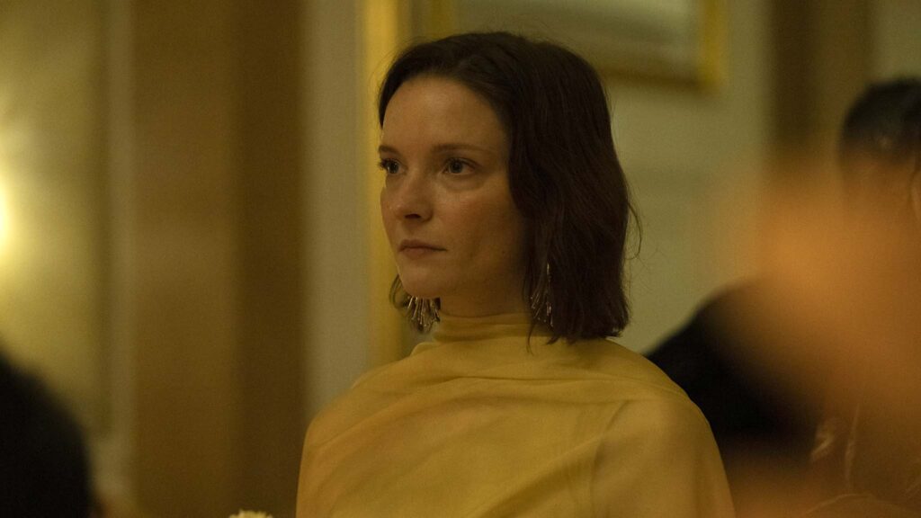 Morfydd Clark as Ophelia in Hamlet, directed by Aneil Karia. Copyright: Universal Studios. All Rights Reserved.