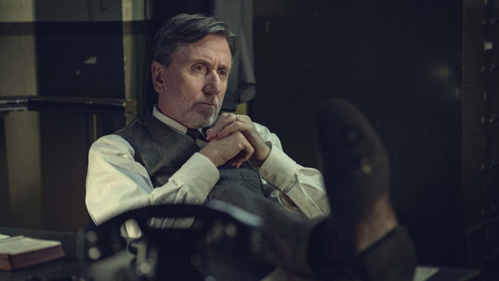 Tim Roth as Beckett in Peaky Blinders: The Immortal Man, directed by Tom Harper. Photo: Robert Viglasky. Copyright: Netflix, Inc.. All Rights Reserved.