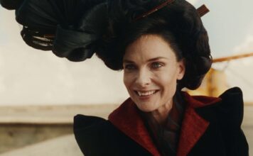 Rebecca Ferguson as Dame Snap in The Magic Faraway Tree, directed by Ben Gregor. Photo: Claire Andrew. Copyright: Entertainment Film Distributors. All Rights Reserved.