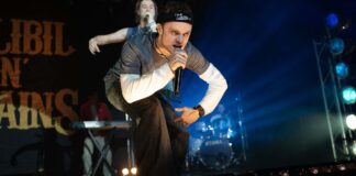 Samuel Bottomley as Billy Boyd and Séamus McLean Ross as Gavin Bain in California Schemin’, directed by James McAvoy. Copyright: StudioCanal. All Rights Reserved.