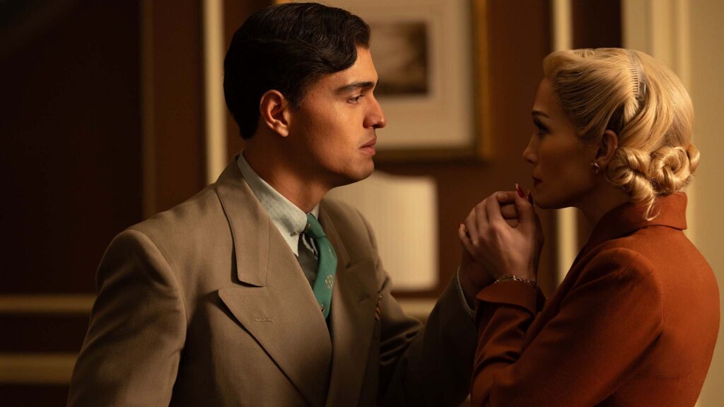 Tonatiuh as Kendall Nesbitt and Jennifer Lopez as Ingrid Luna in Kiss Of The Spider Woman, directed by Bill Condon. Copyright: CTMG Inc. All Rights Reserved.