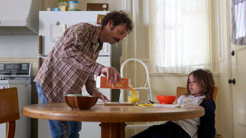 Scoot McNairy as Steve Abbott and Nessa Dougherty as a young Alysia Abbott in Fairyland, directed by Andrew Durham. Copyright: Icon Film Distribution. All Rights Reserved.