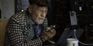 Sir Ian McKellen as Julian Sklar in The Christophers, directed by Steven Soderbergh. Photo: Claudette Barius. Copyright: Neon. All Rights Reserved.