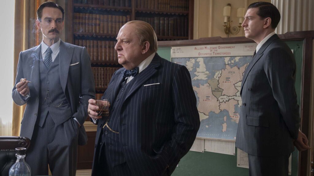 Tom Mison as Eden and Simon Russell Beale as Winston Churchill in De Gaulle Resistance, directed by Antonin Baudry. Photo: Malgosia Abramowska. Copyright: Entertainment Film Distributors. All Rights Reserved.