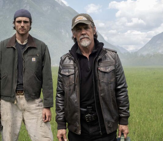 Jacob Elordi as Hig and Josh Brolin as Bangley in The Dog Stars, directed bY Ridley Scott. Photo: Fabio Lovino. Copyright: 2026 20th Century Studios. All Rights Reserved.