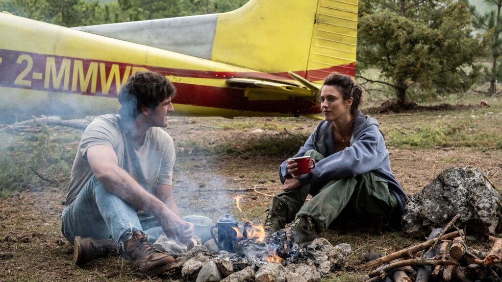 Jacob Elordi as Hig and Margaret Qualley as Cima in The Dog Stars, directed by Ridley Scott. Photo: Fabio Lovino. Copyright: 2026 20th Century Studios. All Rights Reserved.