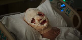 Tom Rhys Harries as Matt Hagen in Clayface, directed by James Watkins. Copyright: Warner Bros. Ent. All Rights Reserved.