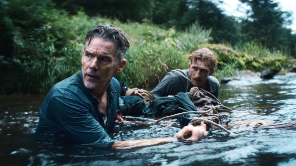 Ethan Hawke as Samuel Murphy and Austin Amelio as Rankin in The Weight, directed by Padraic McKinley. Copyright: MetFilm Distribution. All Rights Reserved.