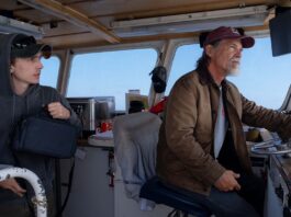 Austin Abrams as Jay Gardiner and Josh Brolin as Mitt Gardiner in Whalefall., directed by Brian Duffield. Photo: Jennifer Clasen. Copyright: 20th Century Studios. All Rights Reserved.