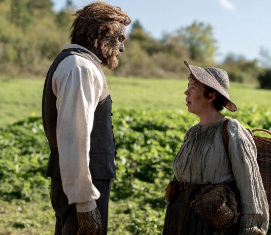 Alexander Skarsgård as the Wicker Husband and Olivia Colman as the Fisherwoman in Wicker, directed by Alex Huston Fischer and Eleanor Wilson. Photo: Kristof Galgoczi Nemeth. Copyright: Black Bear. All Rights Reserved.